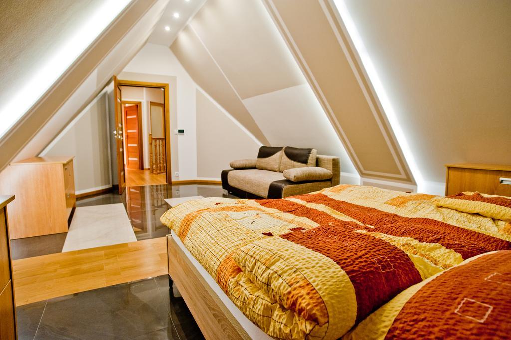 Apartamenty Toporowa Cyrhla Zakopane Szoba fotó